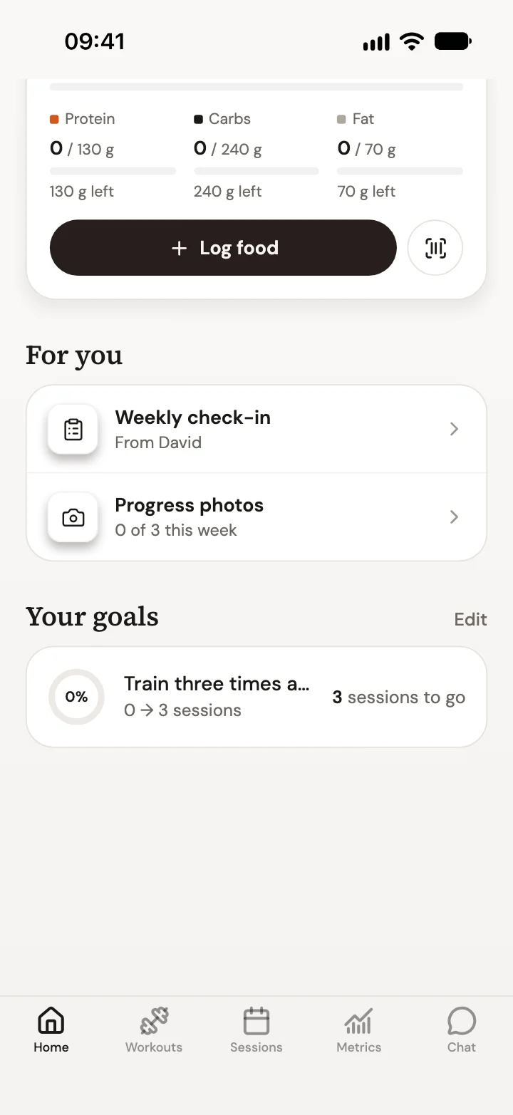 Het scherm Home, gescrold naar For you, met de Weekly check-in van David en Progress photos, en daaronder Your goals.