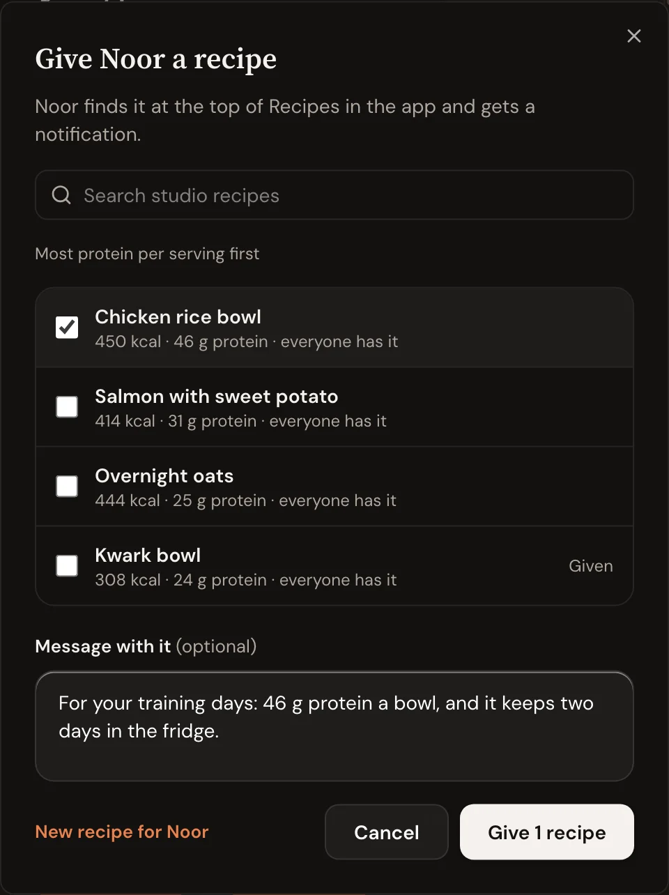 Give Noor a recipe in Trainnode: studio recipes sorted by most protein per serving, the chicken rice bowl picked, a message, and Give 1 recipe.